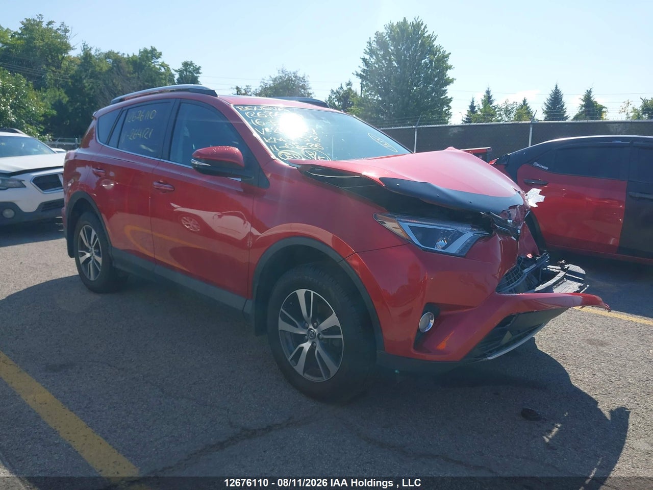 2T3WFREV4GW264121 · 2016 TOYOTA RAV4 XLE
