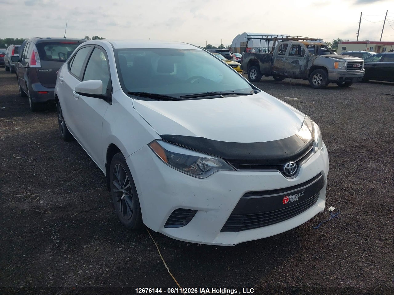 2T1BURHE6GC585801 · 2016 TOYOTA COROLLA LE