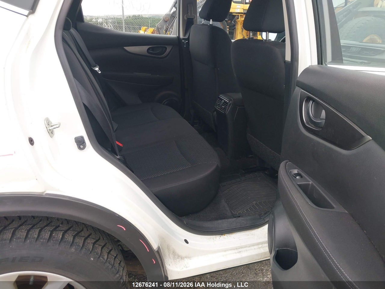 JN1BJ1CP6JW181093 · 2018 NISSAN QASHQAI S/SV · 8/22