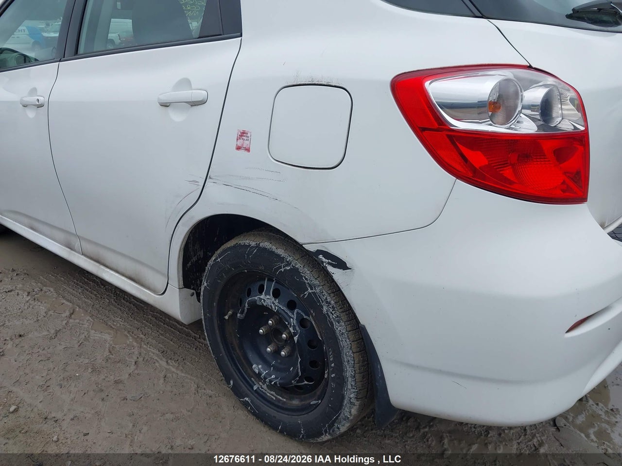 2T1KU4EE4BC643906 · 2011 TOYOTA COROLLA MATRIX · 6/18