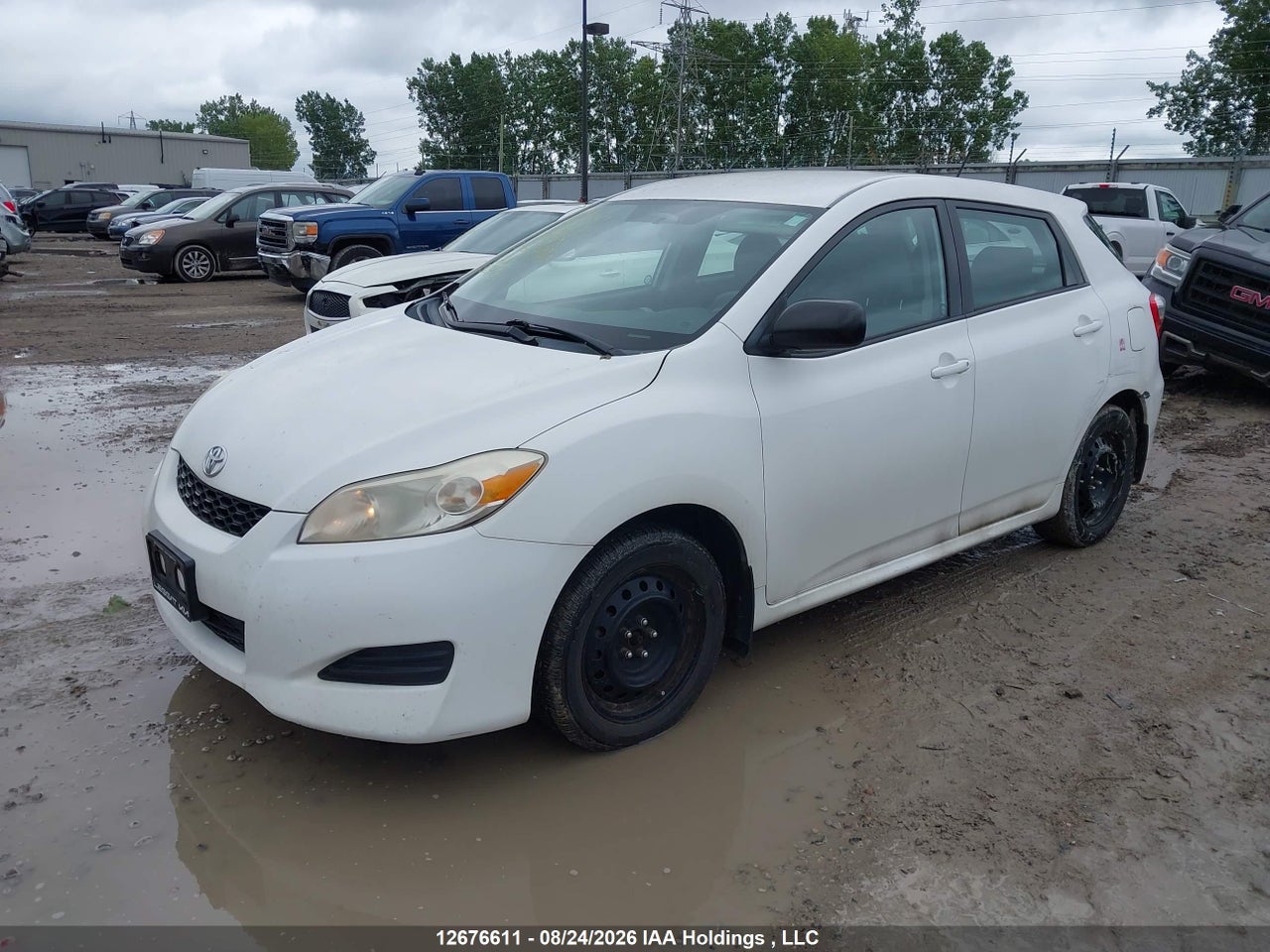 2T1KU4EE4BC643906 · 2011 TOYOTA COROLLA MATRIX · 2/18