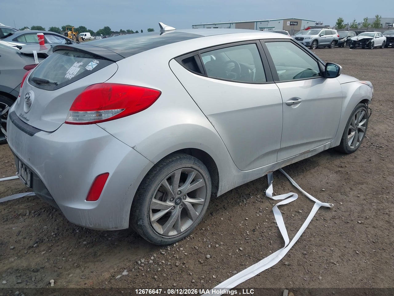 KMHTC6AD2GU278695 · 2016 HYUNDAI VELOSTER · 4/16