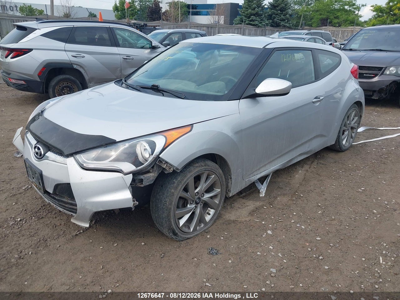 KMHTC6AD2GU278695 · 2016 HYUNDAI VELOSTER · 2/16
