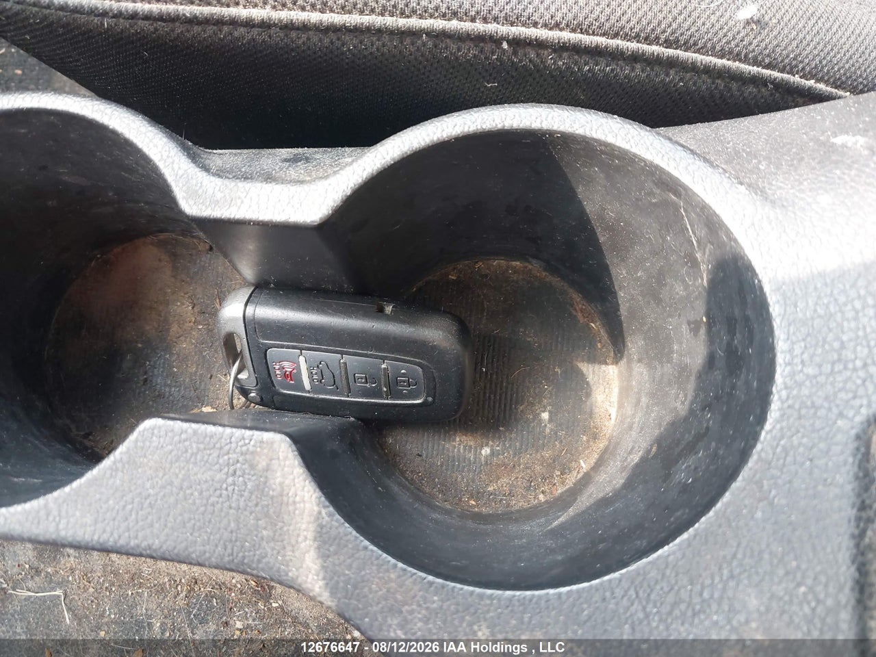KMHTC6AD2GU278695 · 2016 HYUNDAI VELOSTER · 11/16