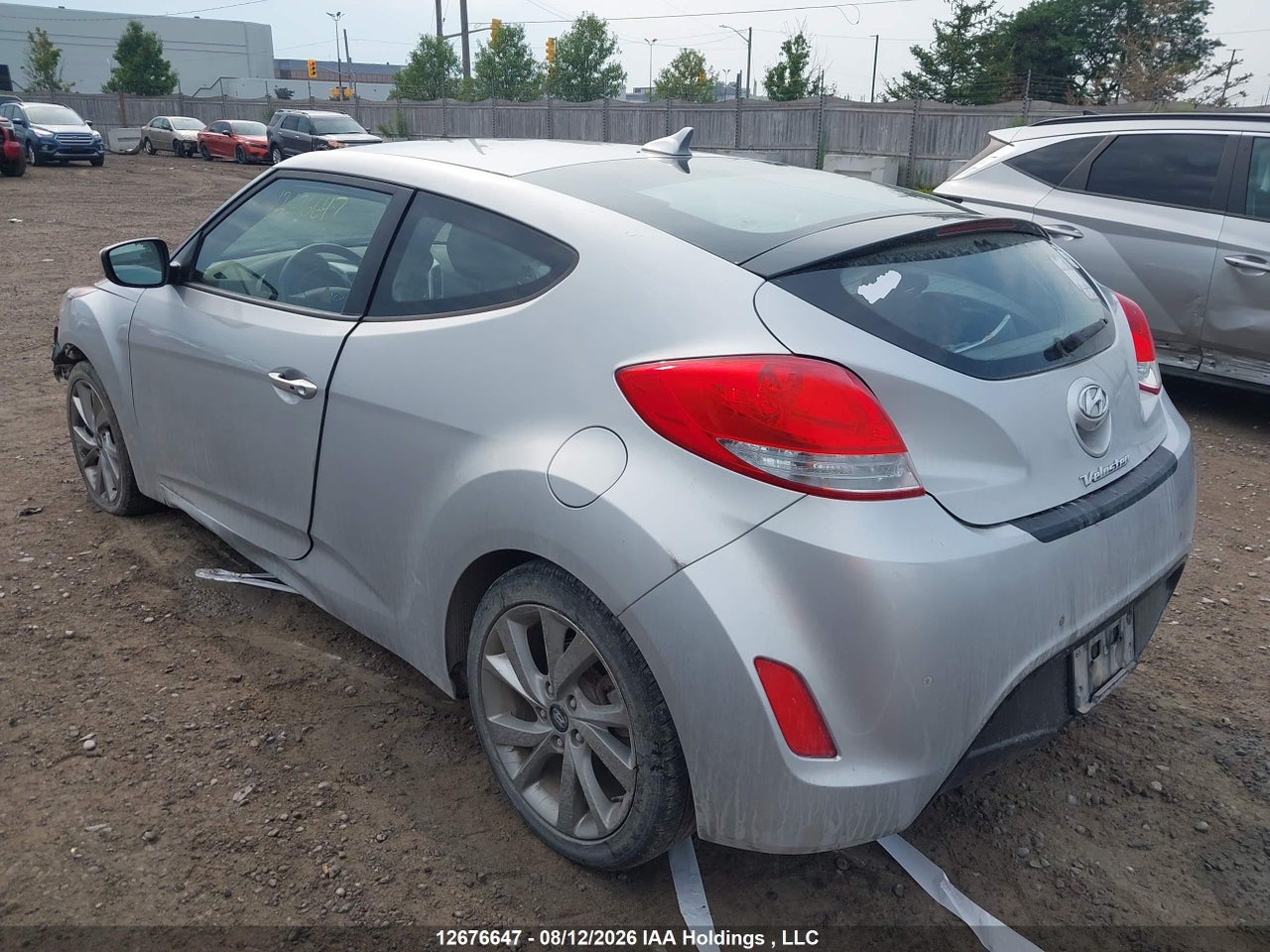 KMHTC6AD2GU278695 · 2016 HYUNDAI VELOSTER · 3/16