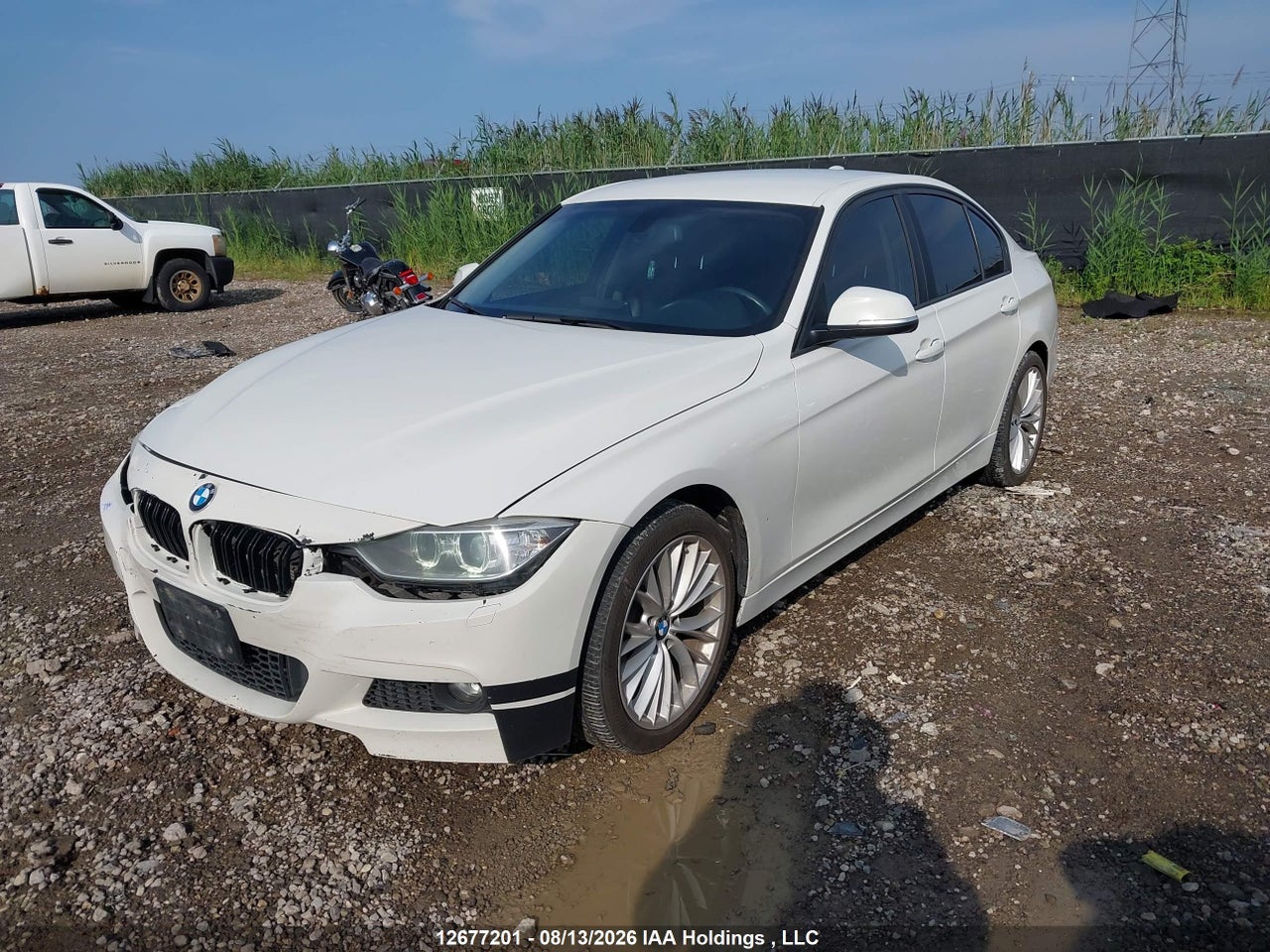 WBA3C3C55EF985393 · 2014 BMW 320I XDRIVE · 2/17