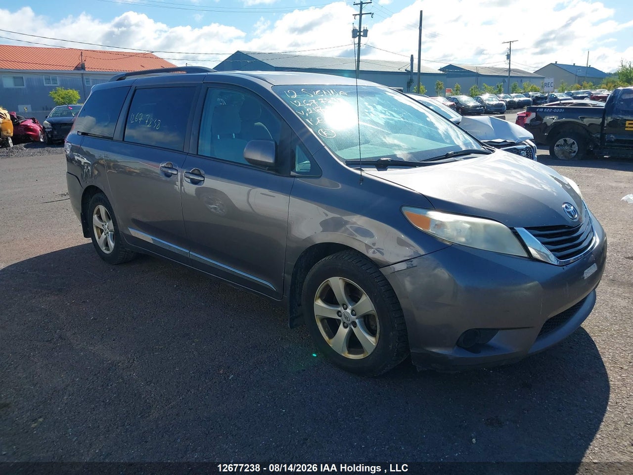 5TDKK3DC3CS217343 · 2012 TOYOTA SIENNA LE V6