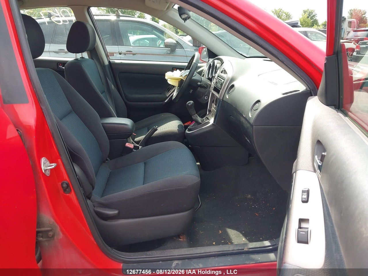 2T1KR32E67C628671 · 2007 TOYOTA COROLLA MATRIX XR · 5/19