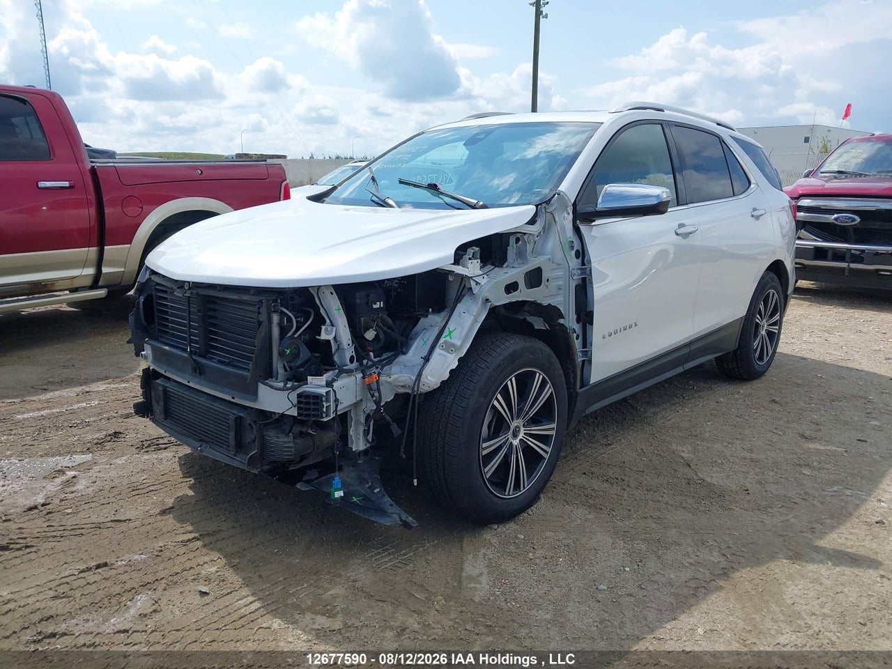 2GNAXXEV4M6121972 · 2021 CHEVROLET EQUINOX PREMIER · 2/18