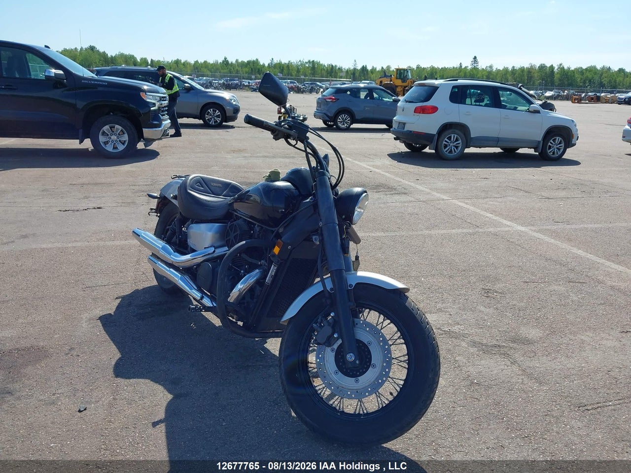 JH2RC5323FK800157 · 2015 HONDA VT750 C