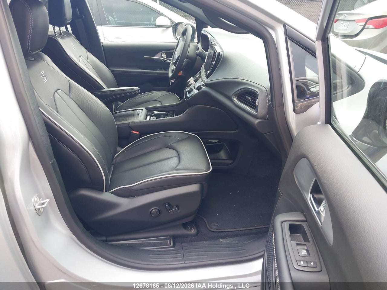 2C4RC1GG4TR259379 · 2026 CHRYSLER PACIFICA LIMITED · 5/20