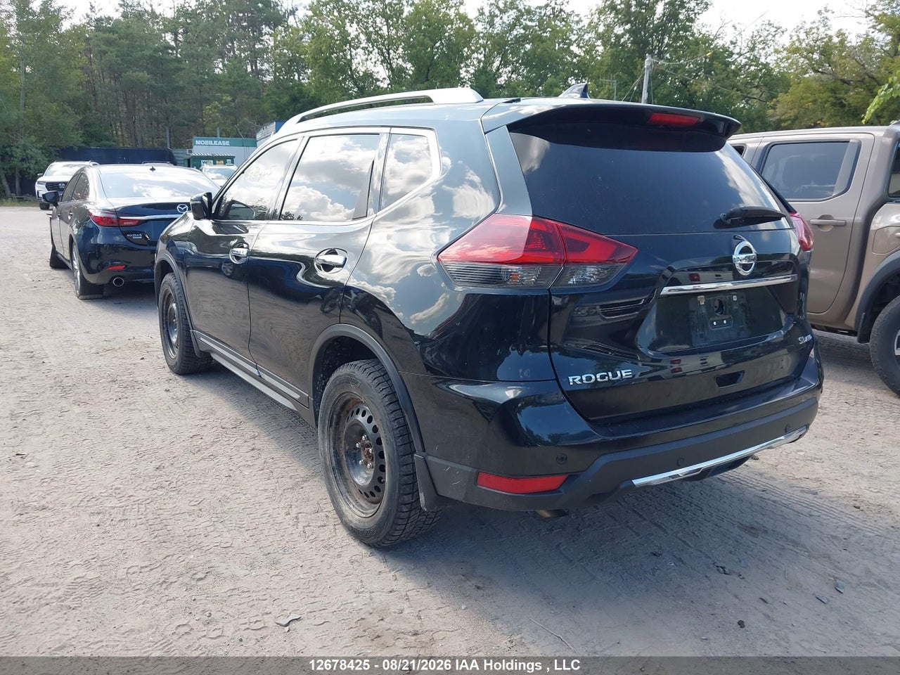 5N1AT2MV8LC812285 · 2020 NISSAN ROGUE S/SL/SV · 3/18