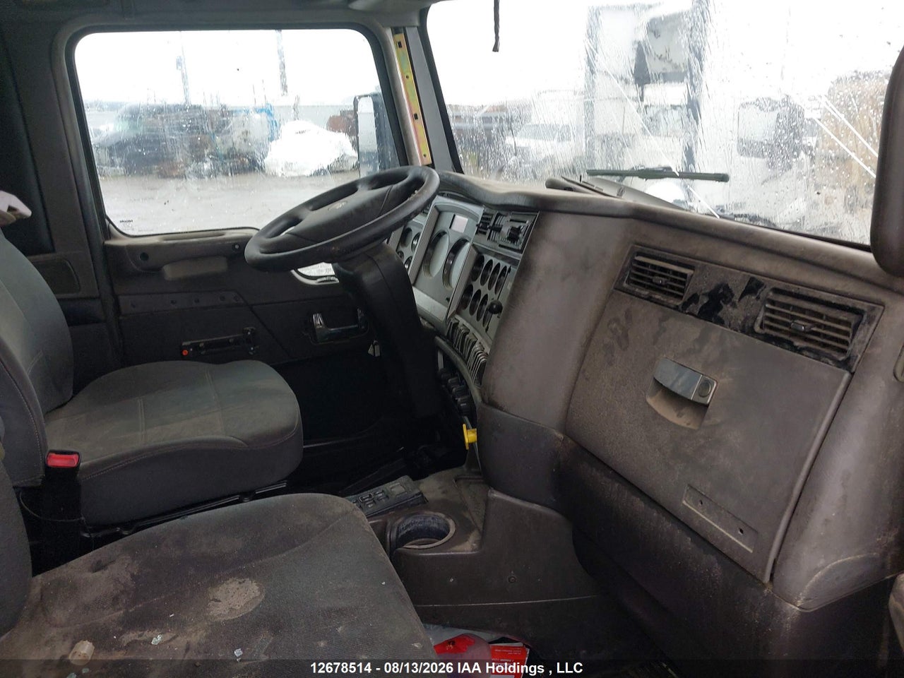 3BKBLJ9XXGF****** · 2016 KENWORTH CONSTRUCTION T400 · 8/24
