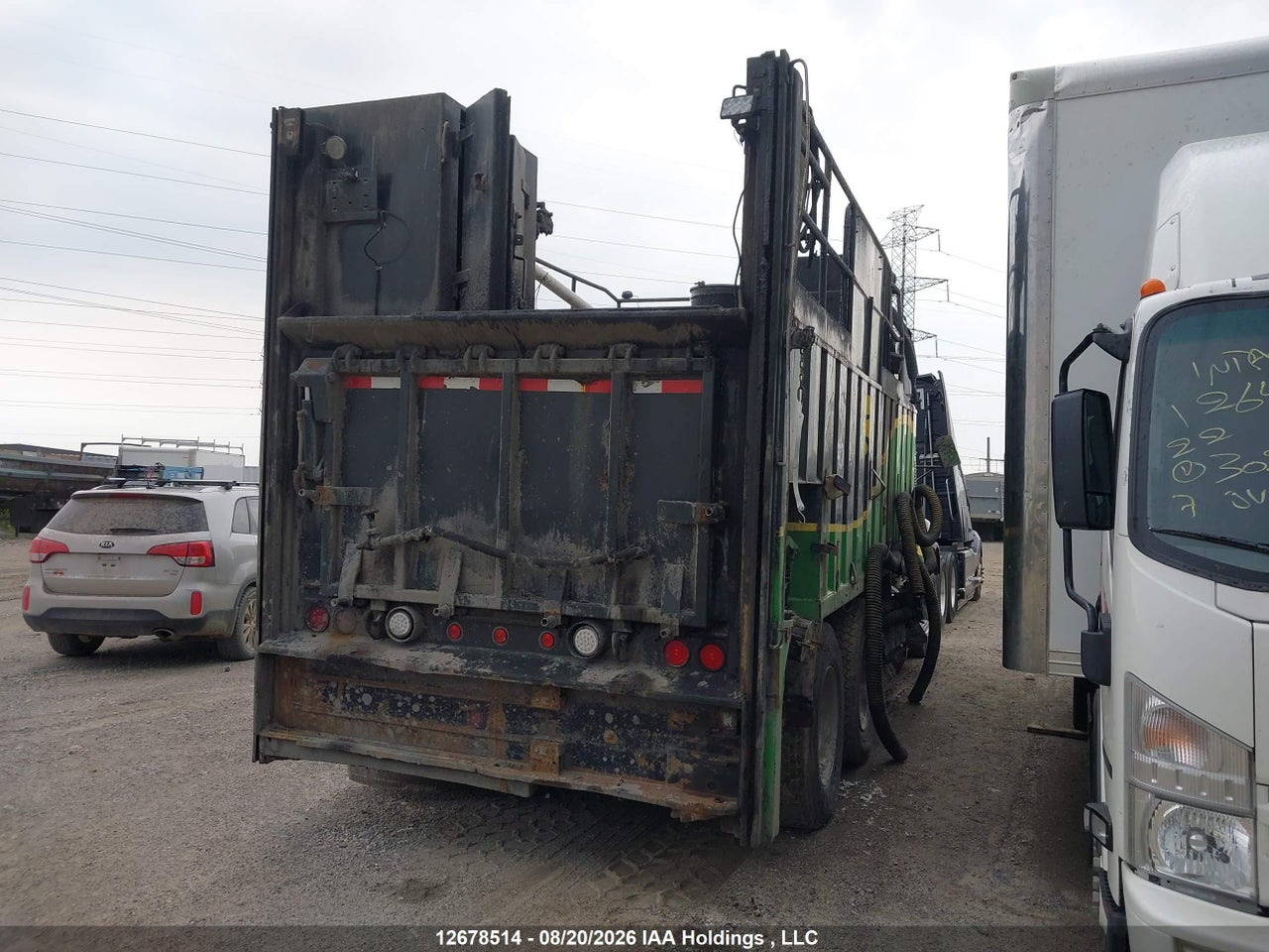 3BKBLJ9XXGF****** · 2016 KENWORTH CONSTRUCTION T400 · 4/24