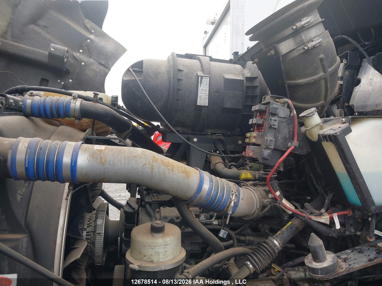 3BKBLJ9XXGF****** · 2016 KENWORTH CONSTRUCTION T400 · 10/24