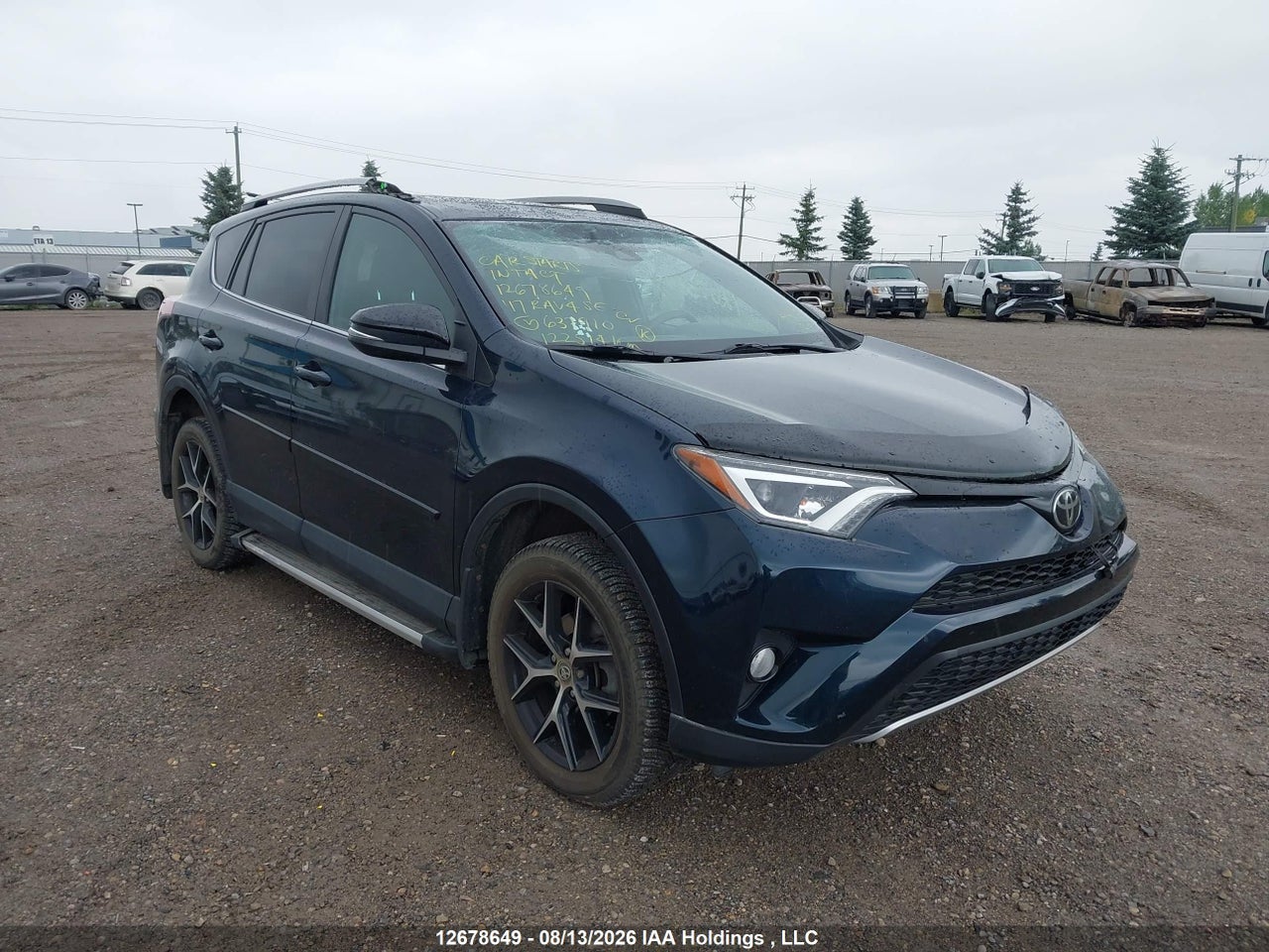 2T3JFREV7HW637910 · 2017 TOYOTA RAV4 SE