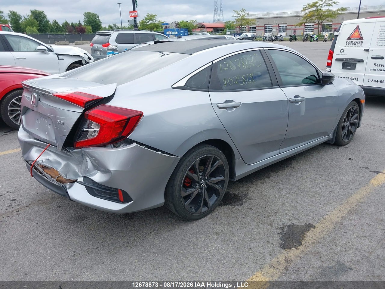 2HGFC2F63JH025868 · 2018 HONDA CIVIC SE · 4/23