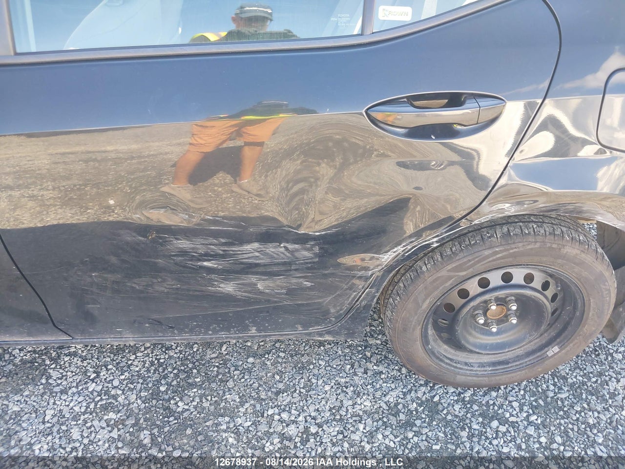 2T1BURHEXFC415780 · 2015 TOYOTA COROLLA L/LE/LE PLS/PRM/S/S PLS · 6/18