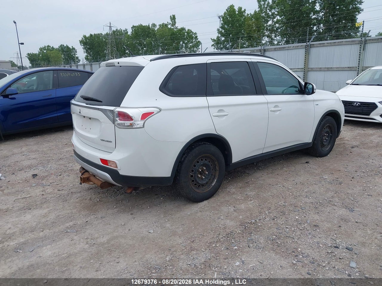 JA4JZ3AX9FZ600859 · 2015 MITSUBISHI OUTLANDER SE · 4/17