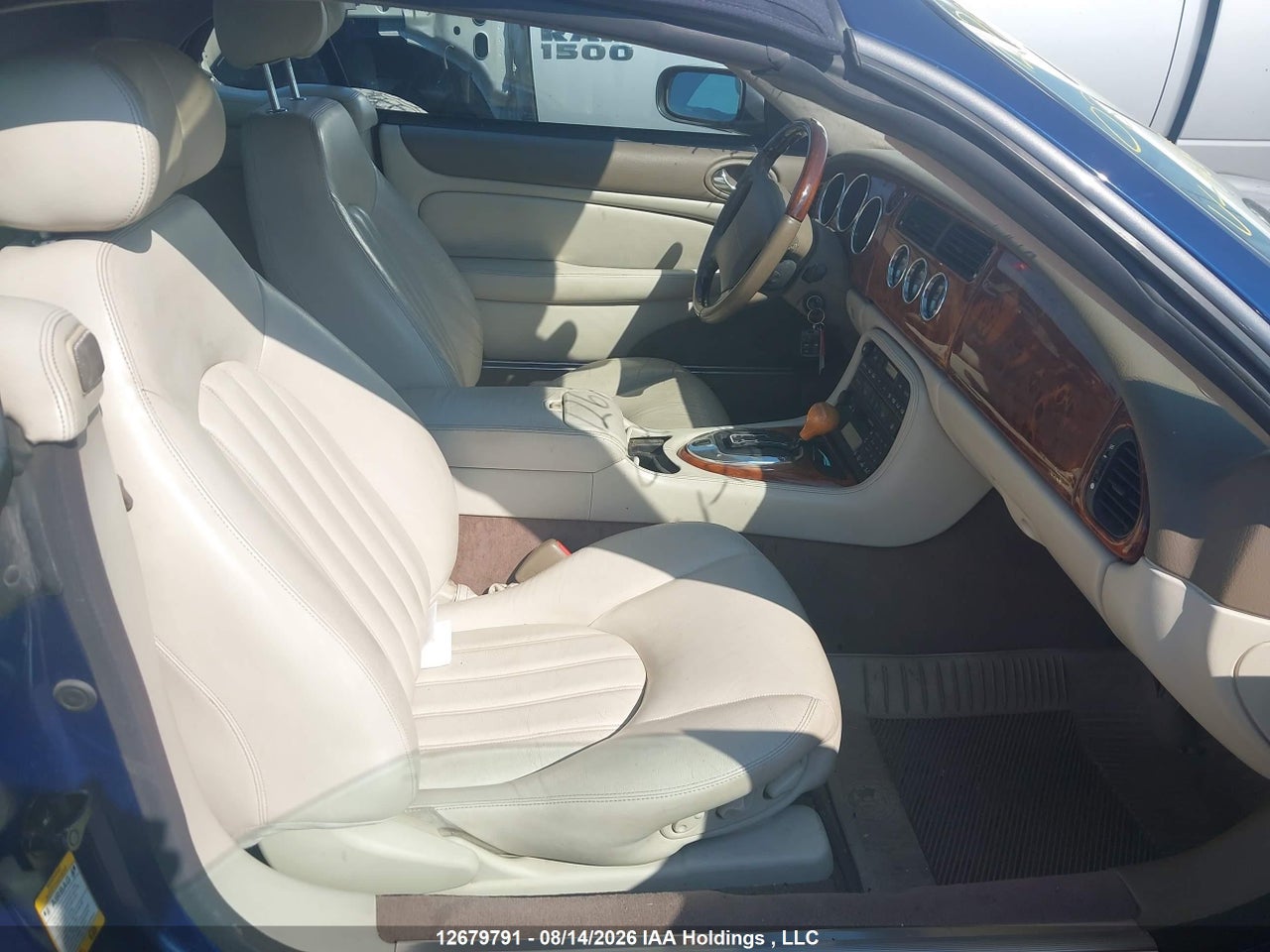 SAJFA42C532A36060 · 2003 JAGUAR XK8 · 5/16