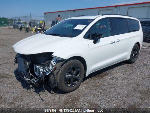 2025 CHRYSLER PACIFICA LIMITED · 3/18