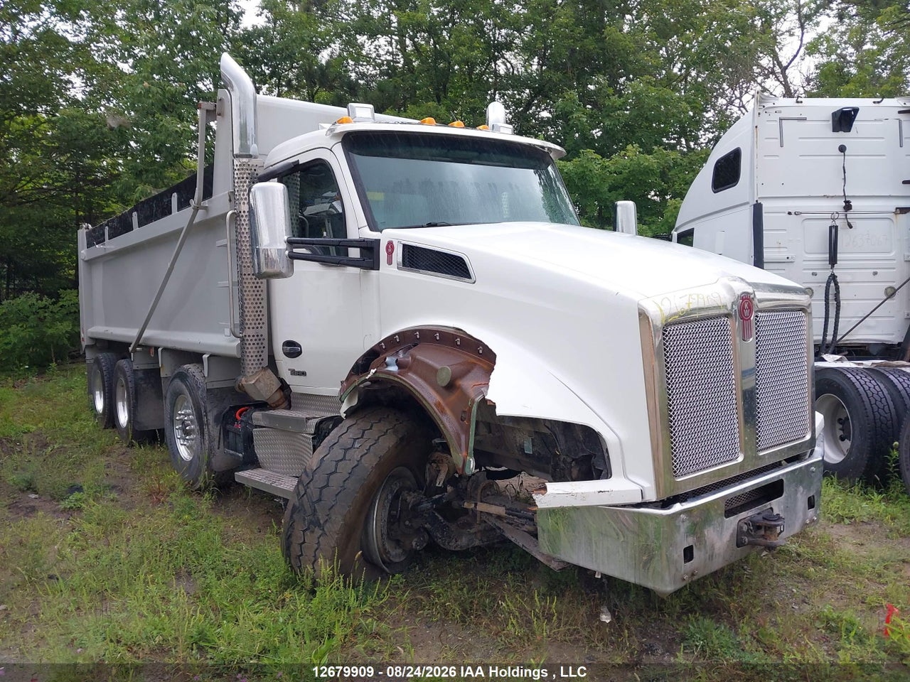 2022 KENWORTH CONSTRUCTION T880