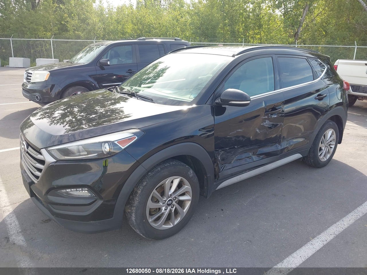 KM8J3CA45HU562202 · 2017 HYUNDAI TUCSON LUXURY · 2/19