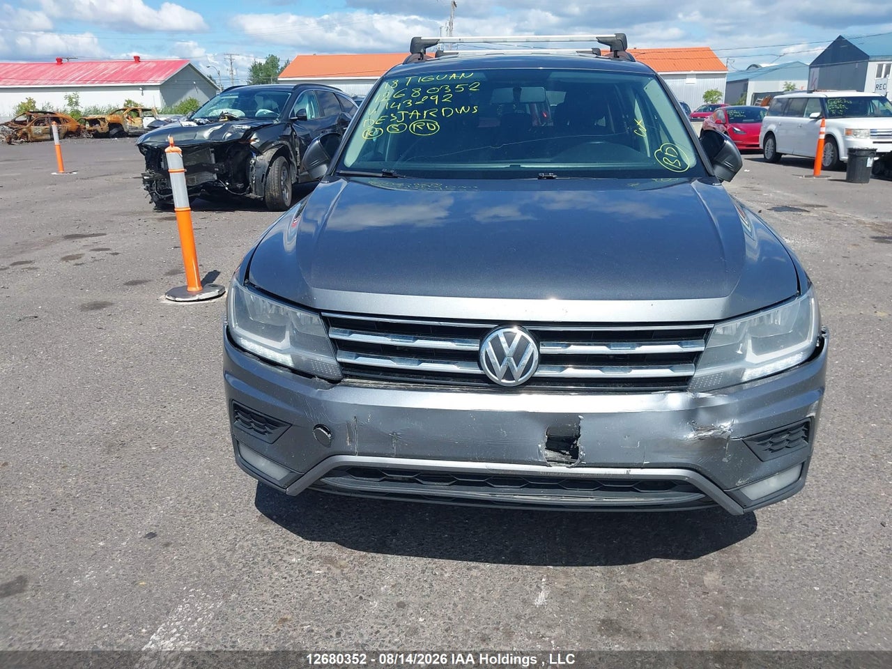 3VV0B7AX8JM143292 · 2018 VOLKSWAGEN TIGUAN S · 6/19