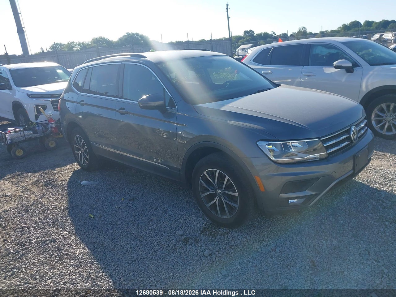 3VV2B7AX5JM216532 · 2018 VOLKSWAGEN TIGUAN