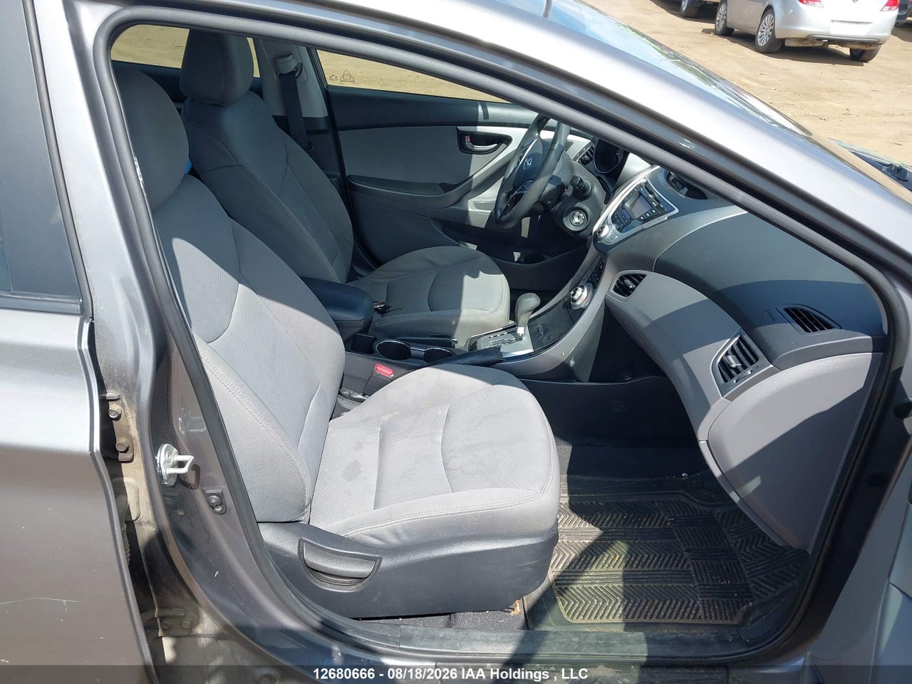 5NPDH4AEXBH042645 · 2011 HYUNDAI ELANTRA GL · 5/20