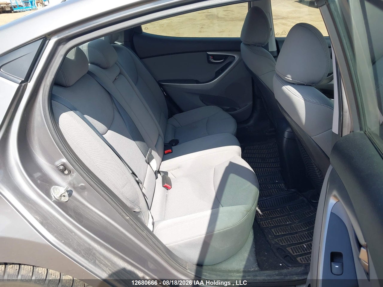 5NPDH4AEXBH042645 · 2011 HYUNDAI ELANTRA GL · 8/20
