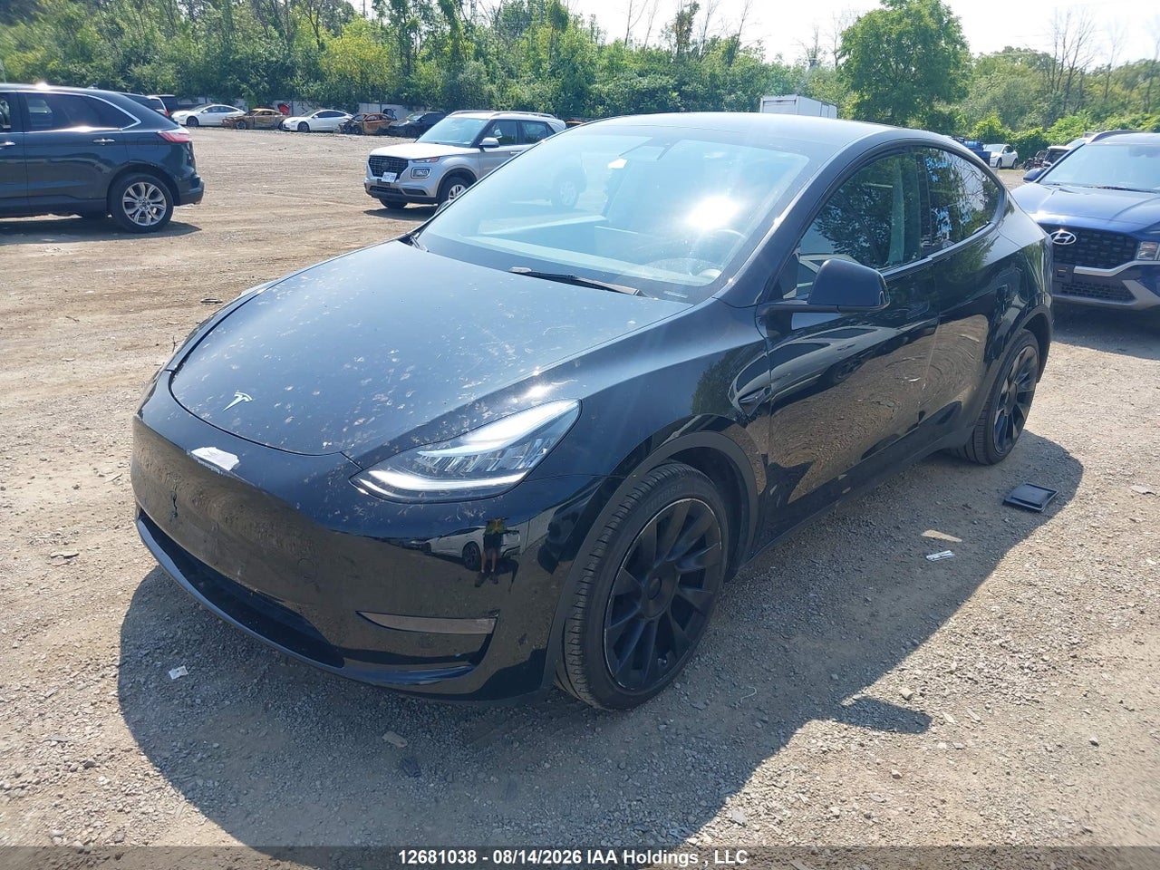 7SAYGDEE9NF464989 · 2022 TESLA MODEL Y · 2/21
