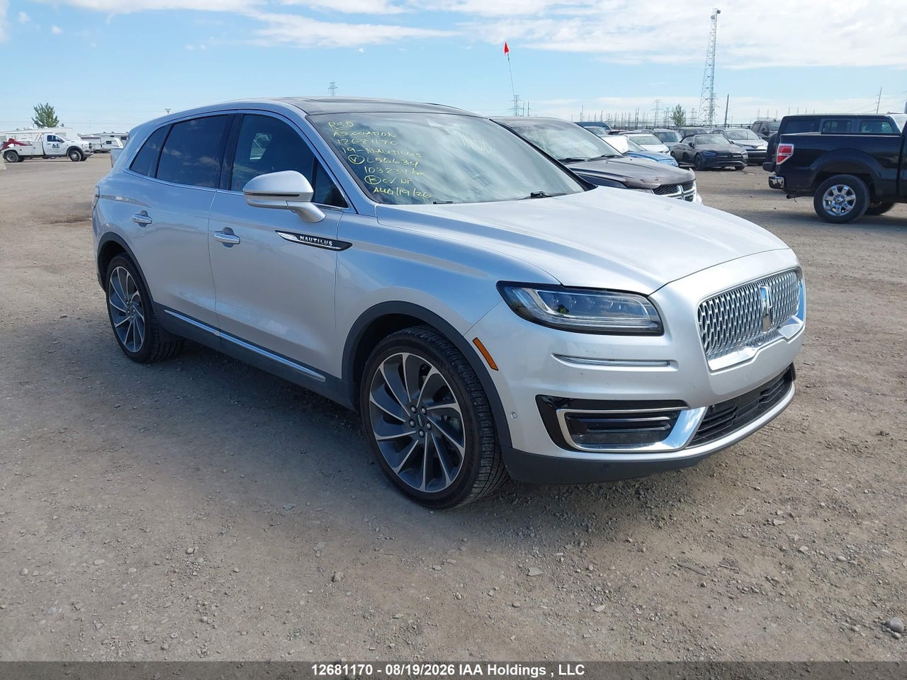 2LMPJ8LP4KBL56634 · 2019 LINCOLN NAUTILUS RESERVE