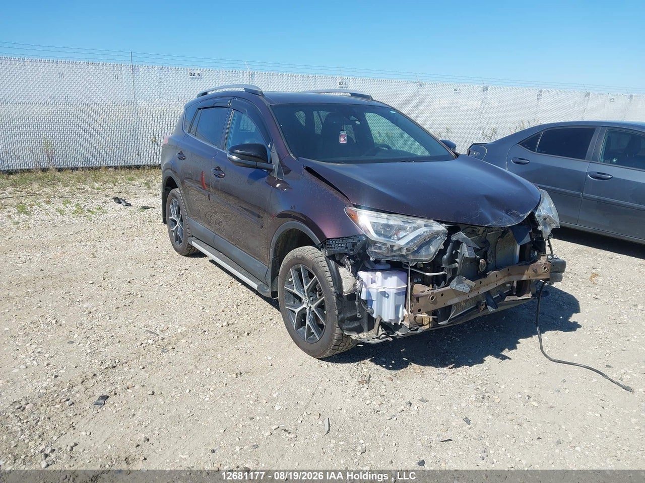 2T3JFREV0HW664981 · 2017 TOYOTA RAV4 SE