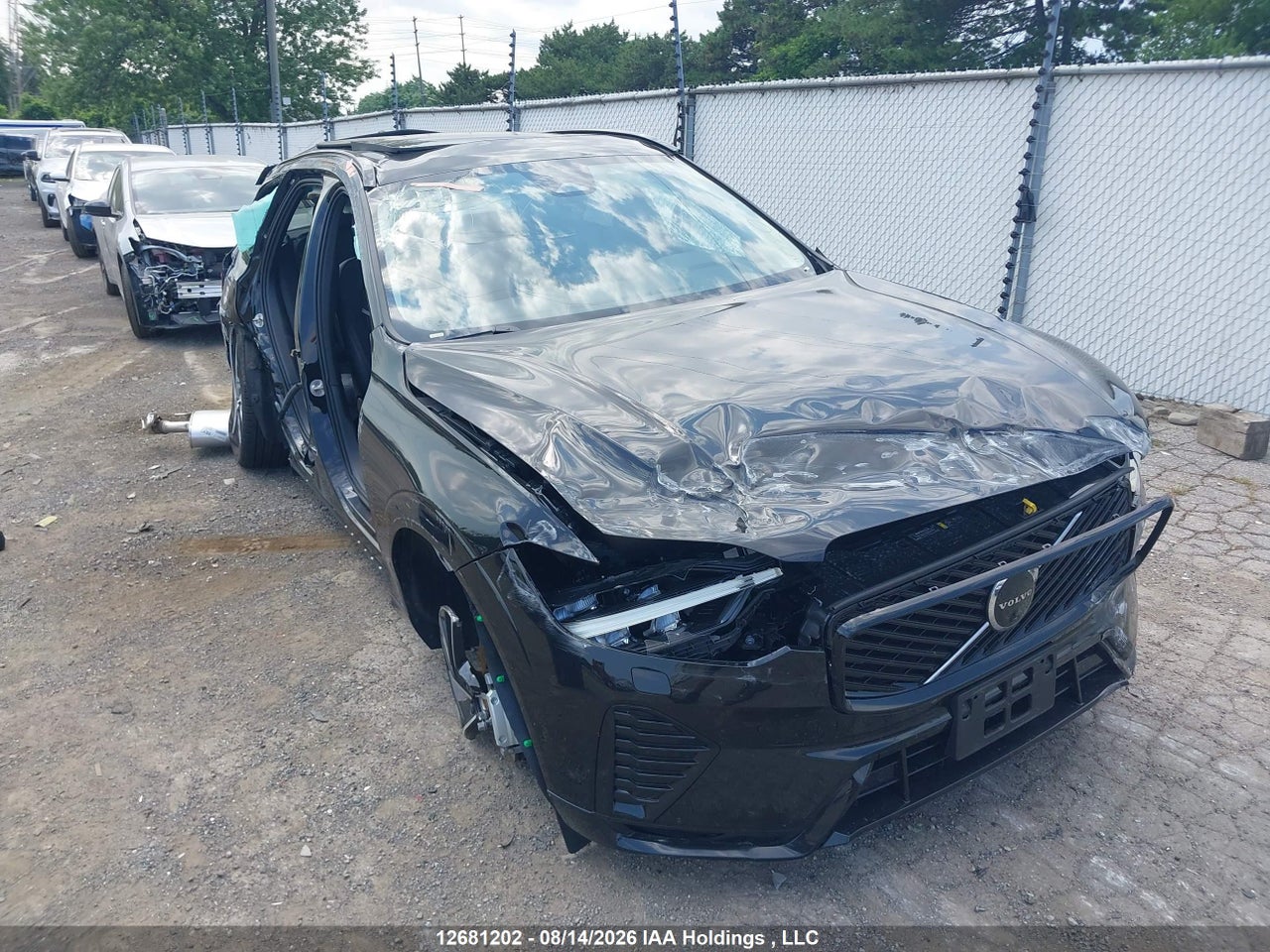 YV4M12RC9T1458722 · 2026 VOLVO XC60 MILD HYBRID PLUS, B5 AWD, PETROL, DARK