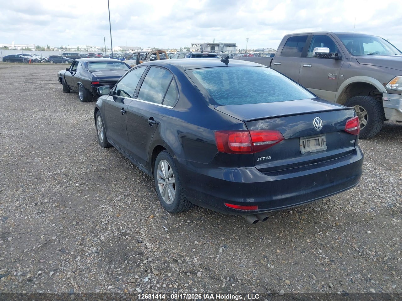 3VWDB7AJ2HM381576 · 2017 VOLKSWAGEN JETTA SE · 3/18