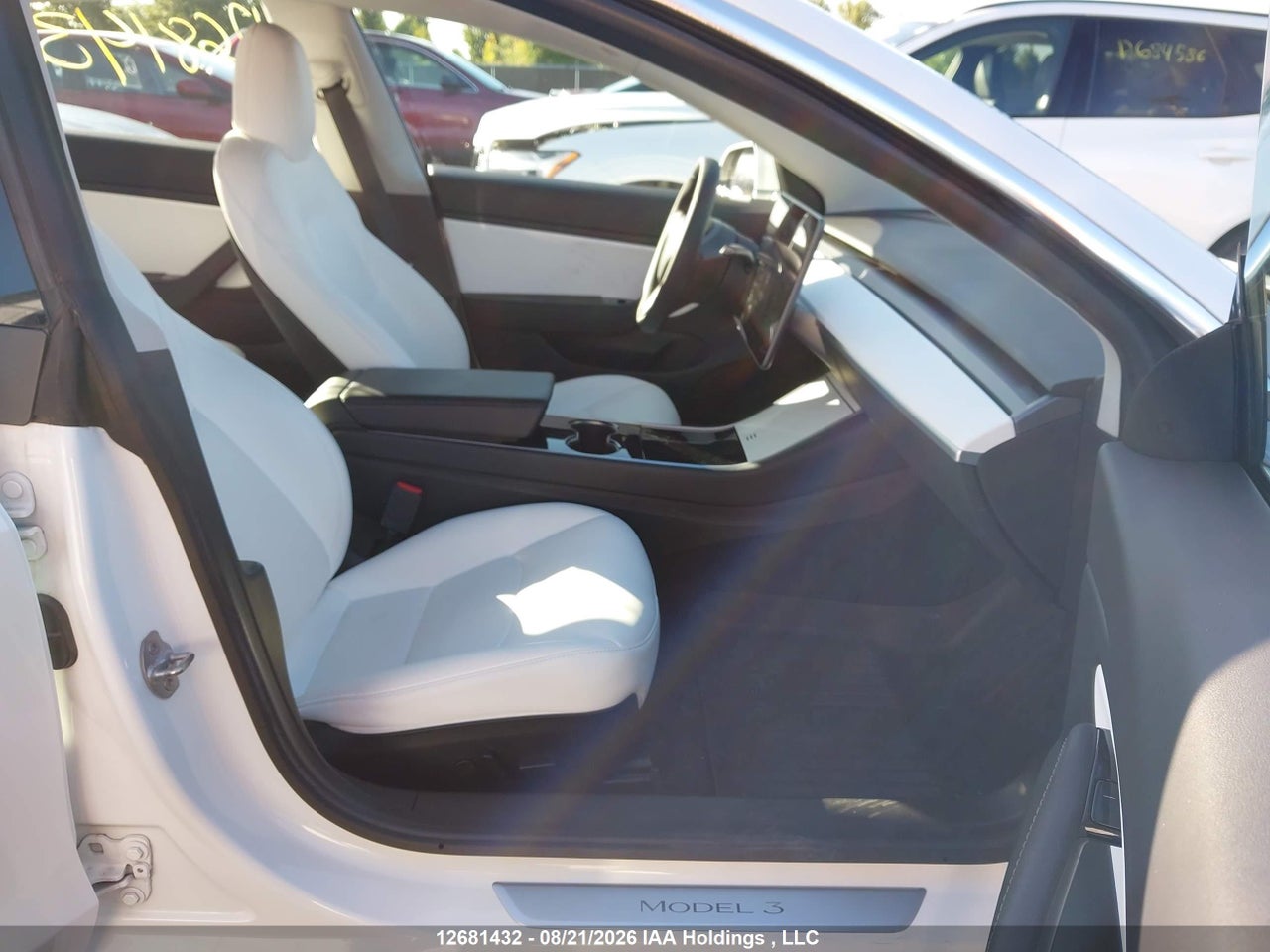 5YJ3E1EA3LF717813 · 2020 TESLA MODEL 3 STANDARD RANGE PLUS · 5/18