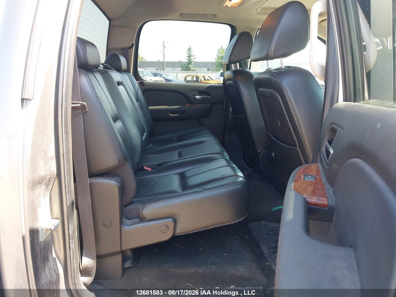 2GCEK13Y571661836 · 2007 CHEVROLET SILVERADO K1500 CREW CAB · 8/21