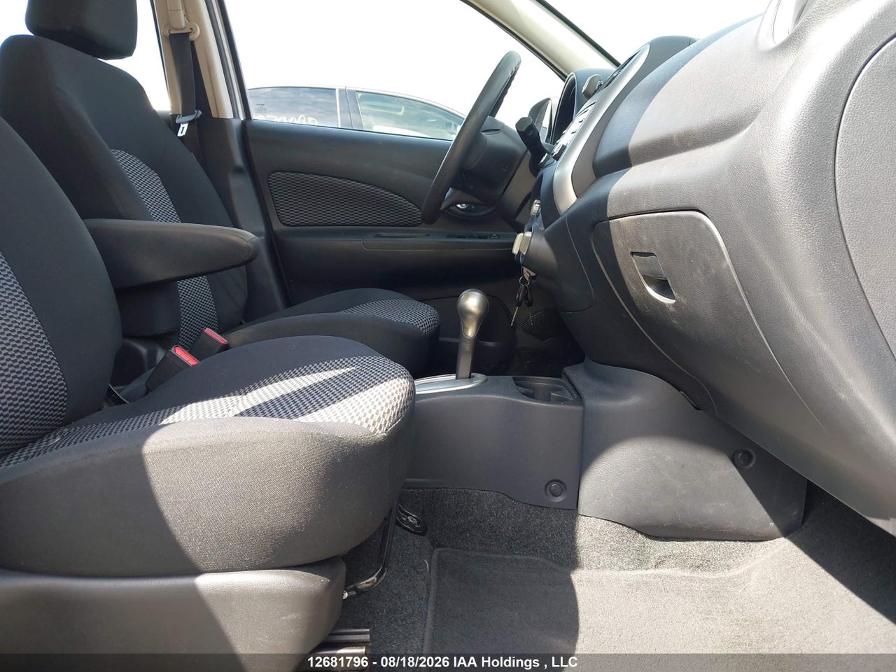 3N1CK3CP7FL264235 · 2015 NISSAN MICRA · 5/19