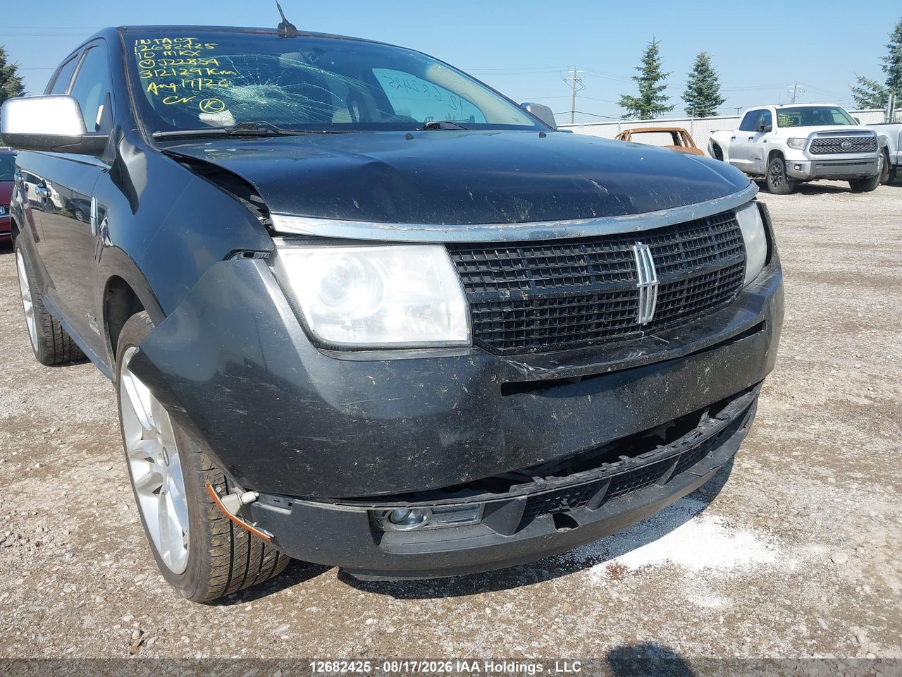2LMDJ8JC8ABJ22854 · 2010 LINCOLN MKX · 6/18