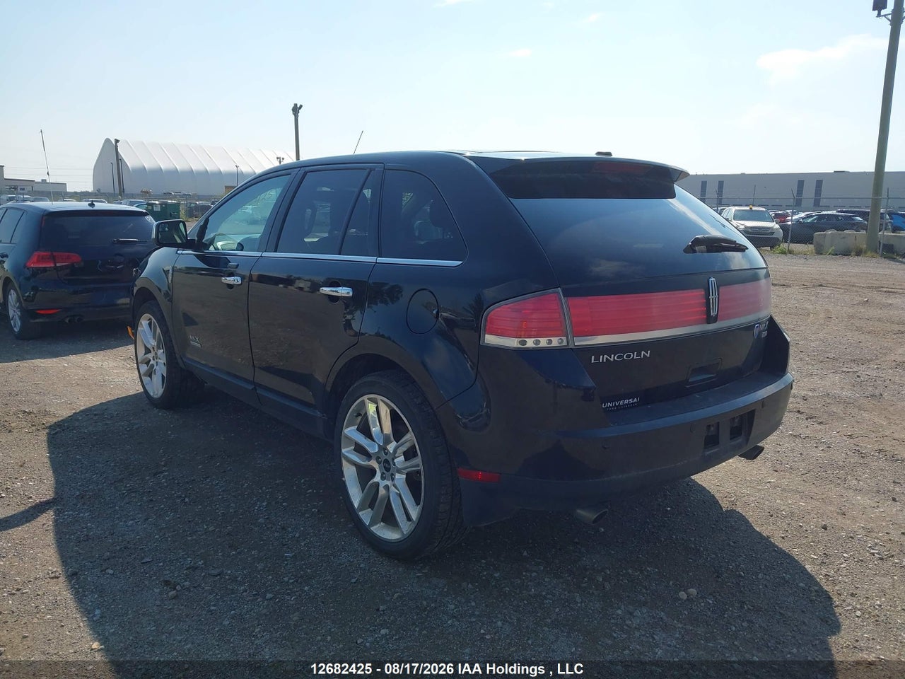 2LMDJ8JC8ABJ22854 · 2010 LINCOLN MKX · 3/18