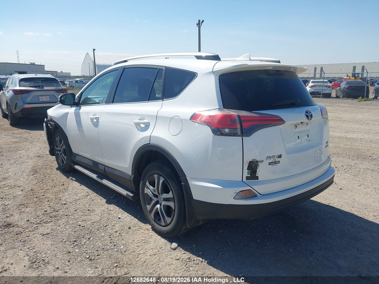 2T3BFREV1HW631623 · 2017 TOYOTA RAV4 LE · 3/20