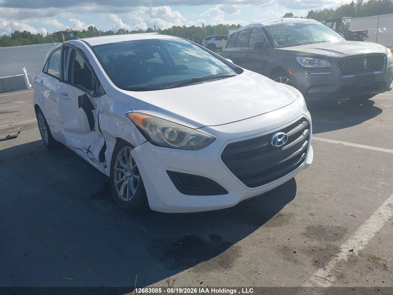 KMHD25LH3GU281879 · 2016 HYUNDAI ELANTRA GT
