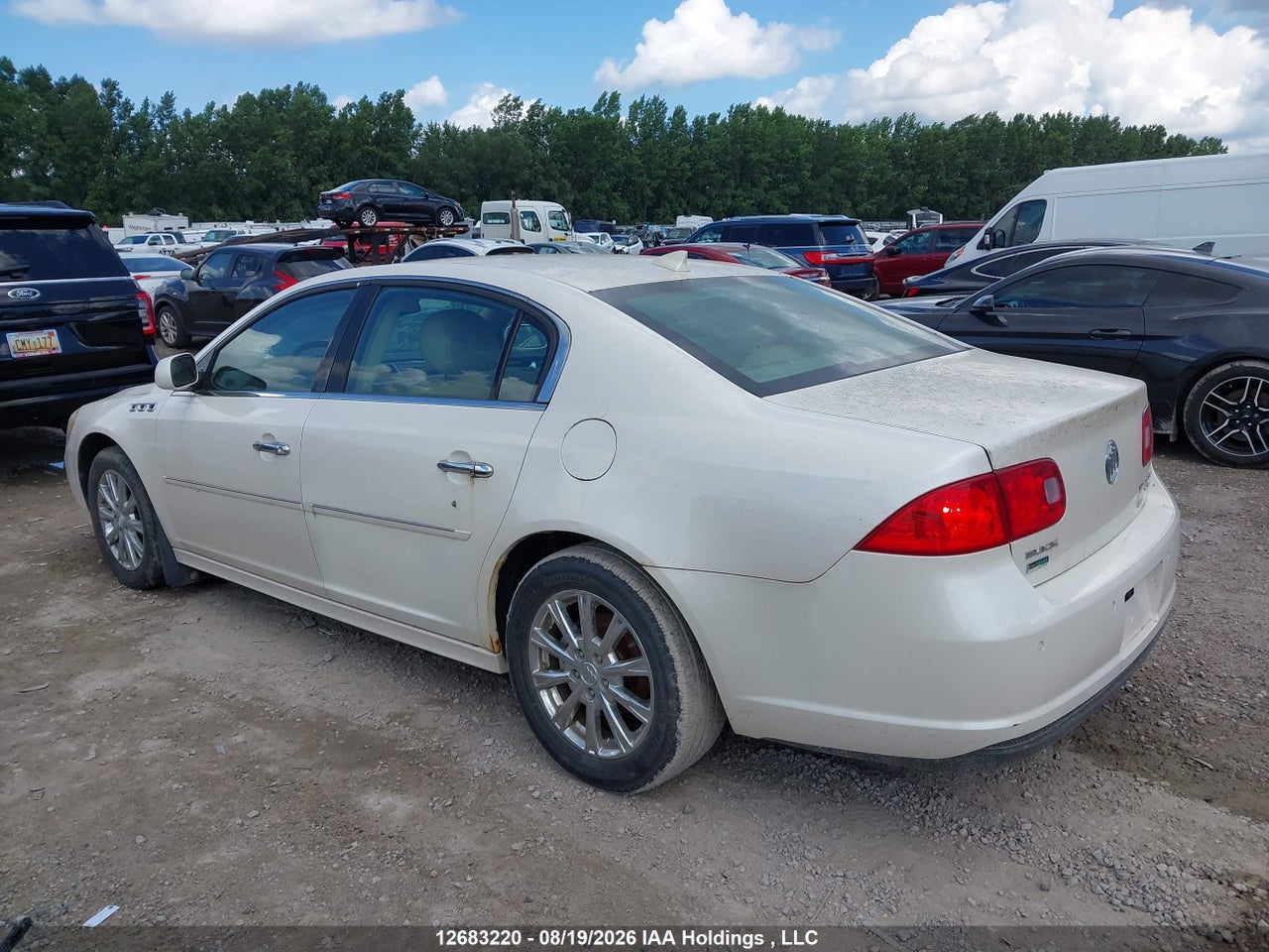 1G4HJ5EM3BU140589 · 2011 BUICK LUCERNE CXL PREMIUM · 3/18