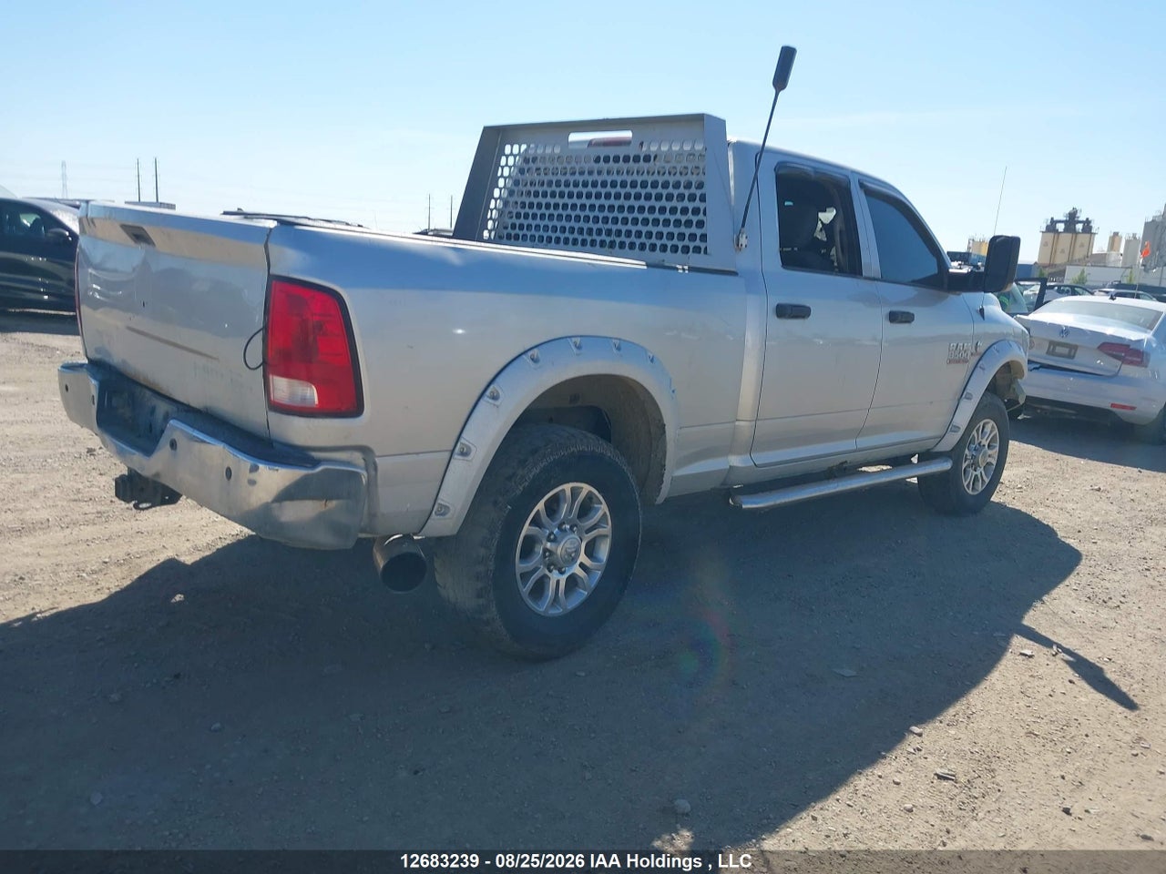 3C63R3CL6FG544010 · 2015 RAM 3500 ST · 4/20