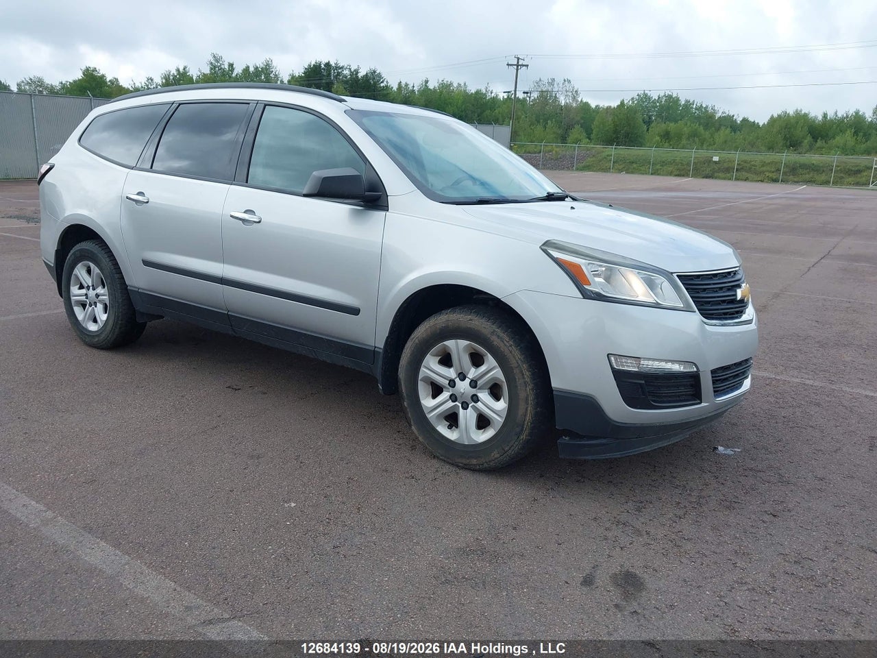2017 CHEVROLET TRAVERSE LS