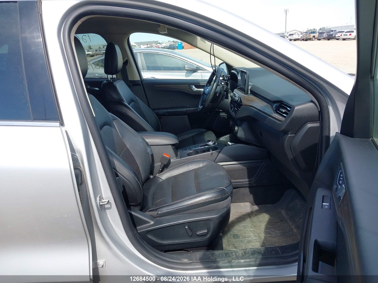 1FMCU9DZ9LUB82823 · 2020 FORD ESCAPE TITANIUM HYBRID · 5/19