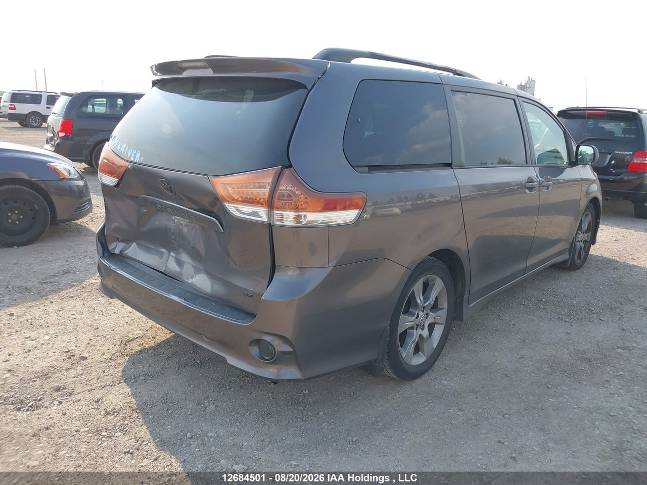 5TDXK3DC2CS227397 · 2012 TOYOTA SIENNA SE 8 PASSENGER · 4/22