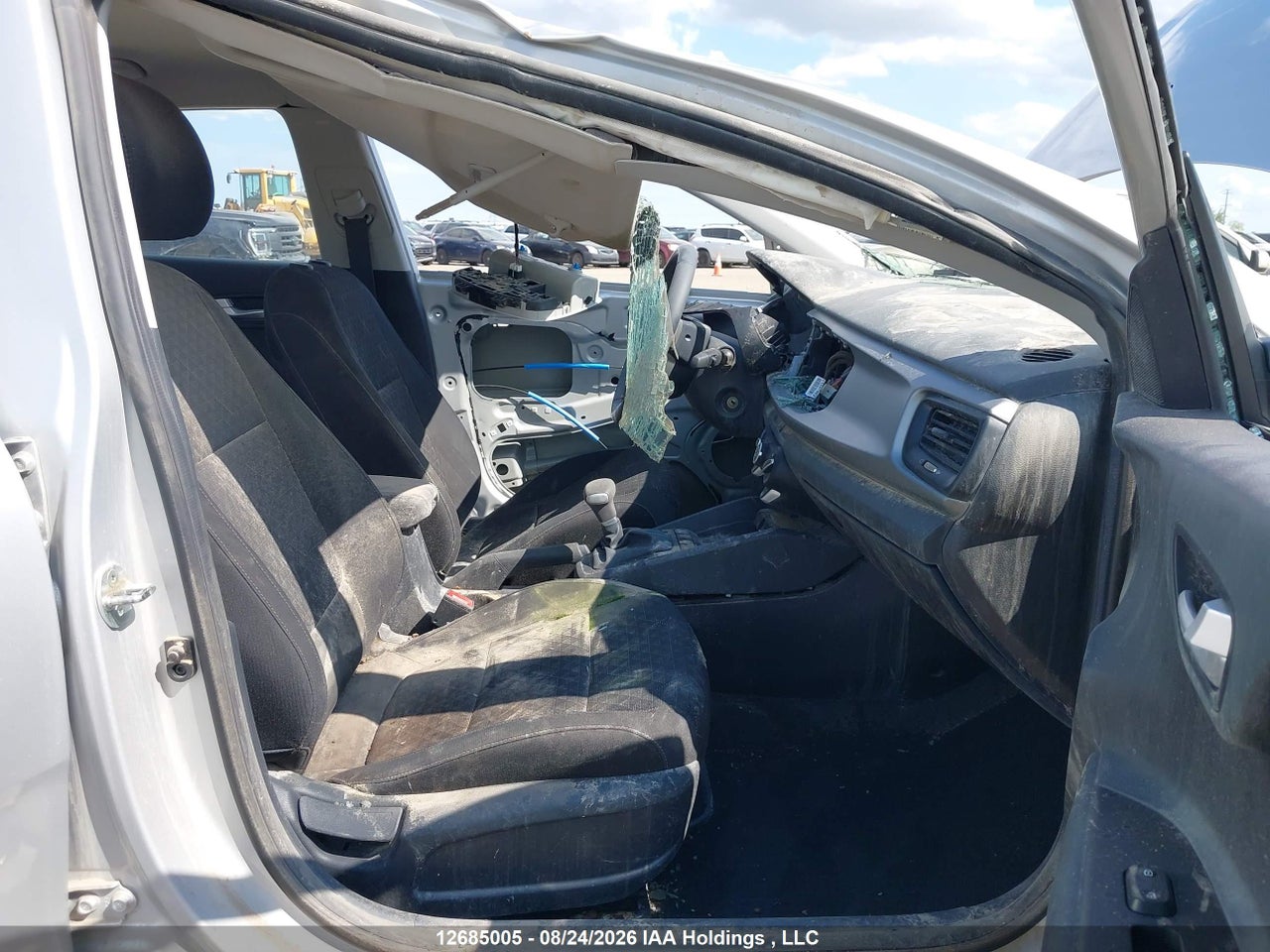 3KPA25AD1NE483090 · 2022 KIA RIO S · 5/24