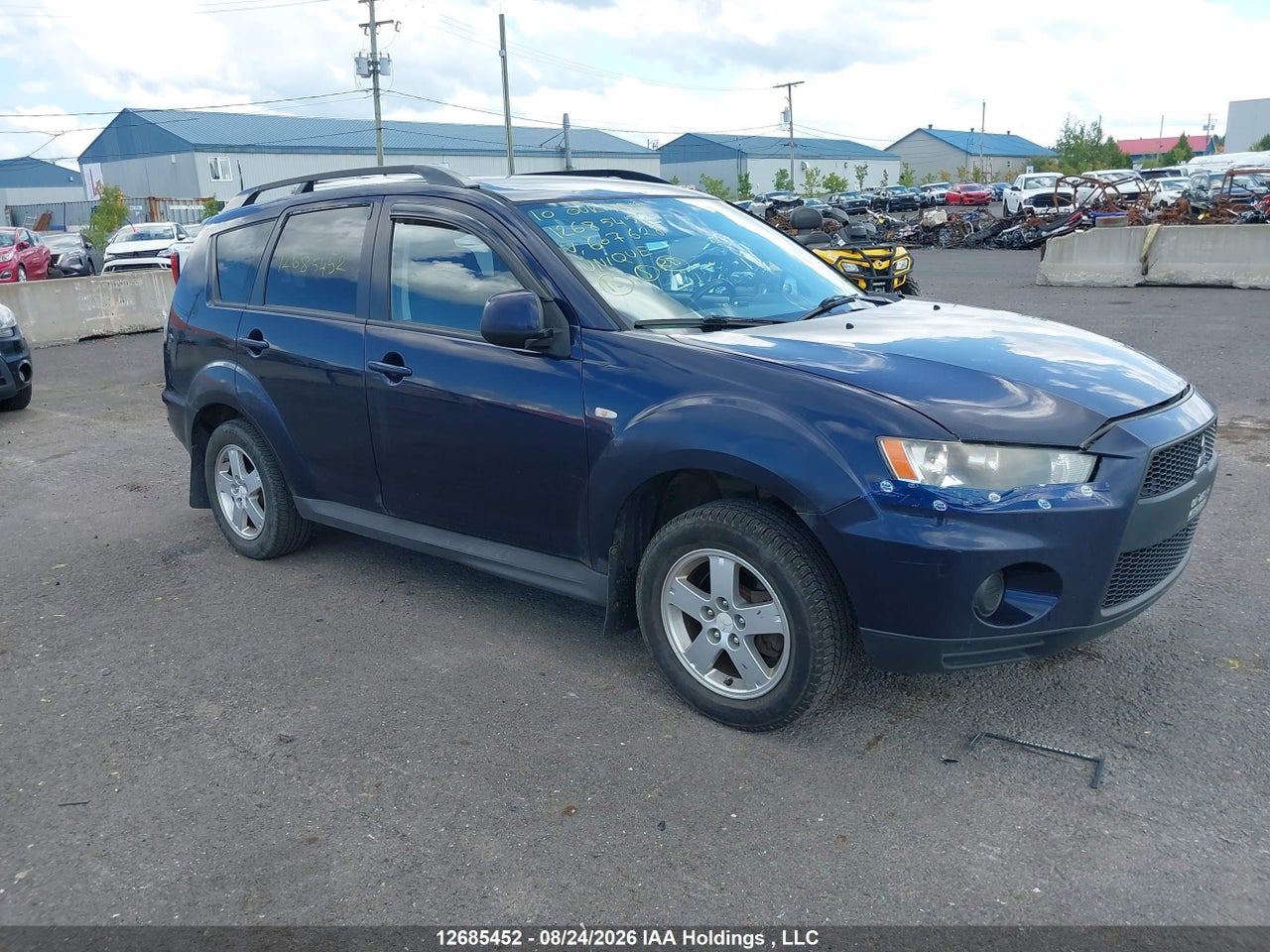 JA4AT2AW9AZ607628 · 2010 MITSUBISHI OUTLANDER ES